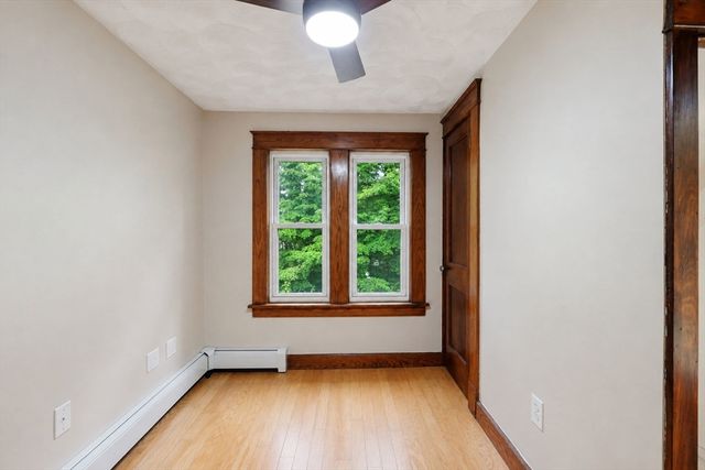 587 Main St, Boylston, MA 01505