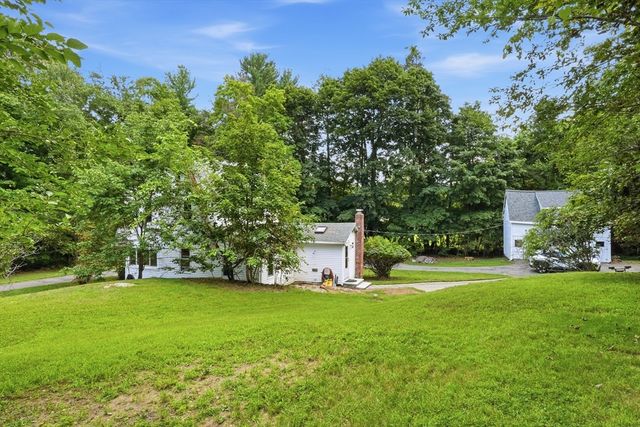 587 Main St, Boylston, MA 01505