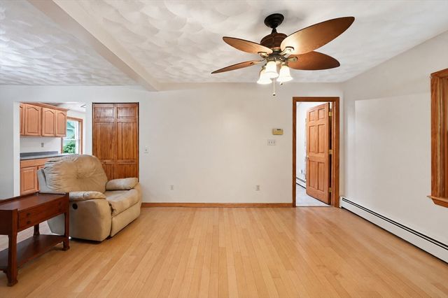 587 Main St, Boylston, MA 01505