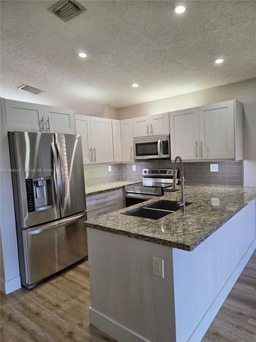 14365 SW 175th Ter, Miami, FL 33177