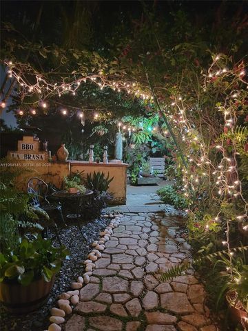 14365 SW 175th Ter, Miami, FL 33177