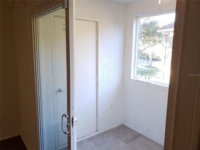 15215 AMBERLY DRIVE 208, Tampa, FL 33647
