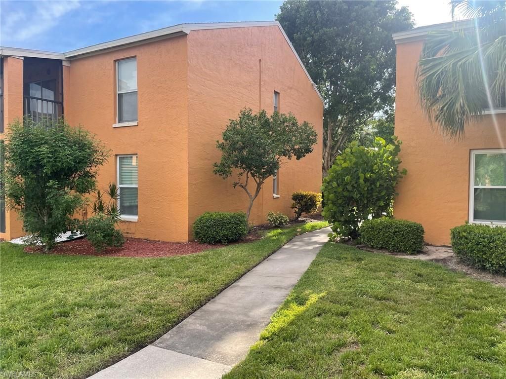 12656 Kenwood LN B, FORT MYERS, FL 33907 — photo 4