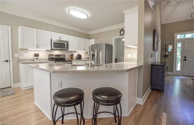 4845 Hearthstone Road, Clemmons, NC 27012