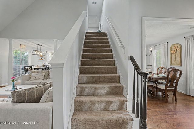 5947 W White Ridge Circle, Olive Branch, MS 38654