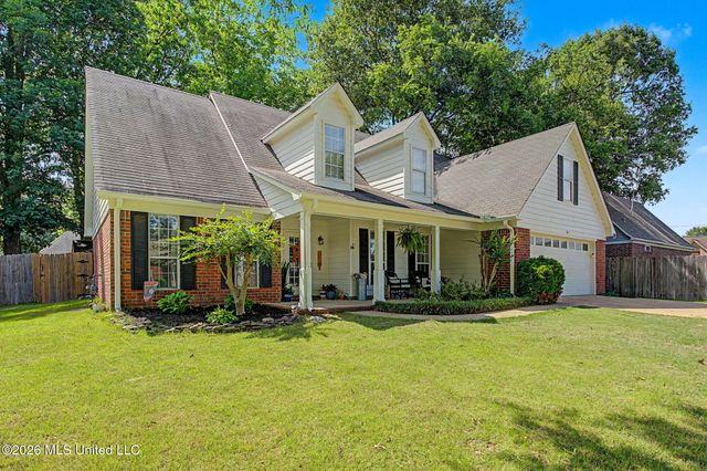 5947 W White Ridge Circle, Olive Branch, MS 38654