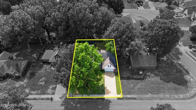 5947 W White Ridge Circle, Olive Branch, MS 38654