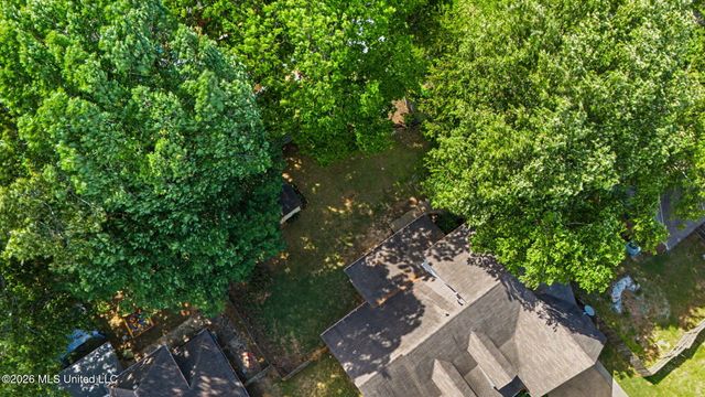 5947 W White Ridge Circle, Olive Branch, MS 38654