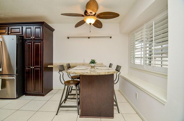 2902 Silent Drive, Sugar Land, TX 77498