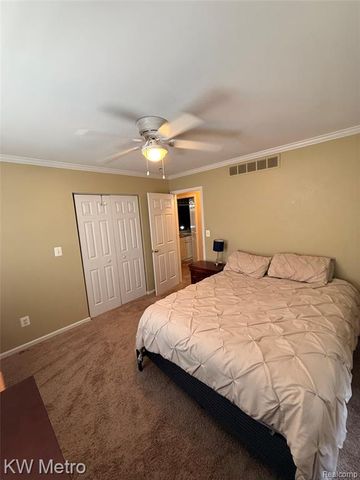 655 Sherry Drive, Lake Orion, MI 48362