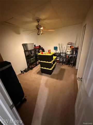 655 Sherry Drive, Lake Orion, MI 48362