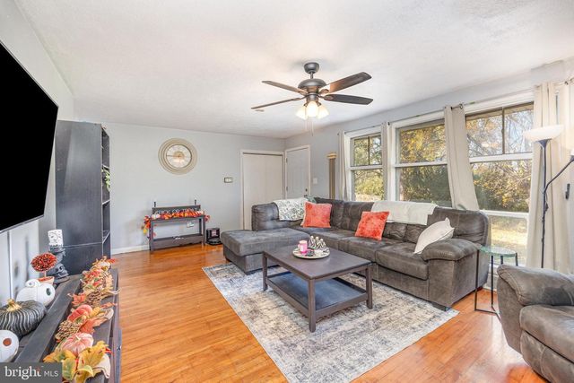 315 JAMES ROAD, Carlisle, PA 17013