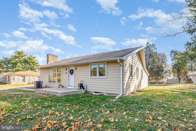 315 JAMES ROAD, Carlisle, PA 17013