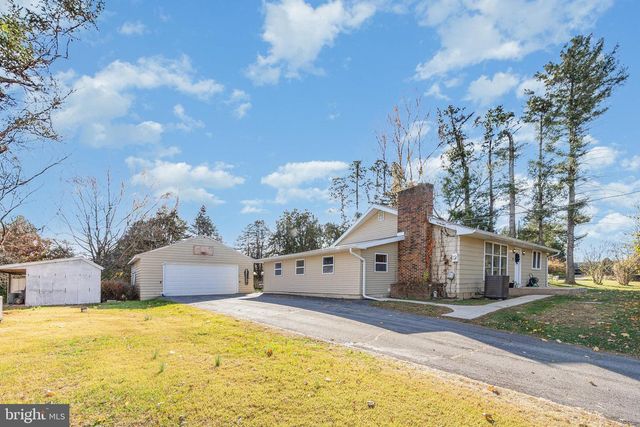 315 JAMES ROAD, Carlisle, PA 17013