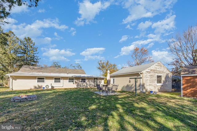 315 JAMES ROAD, Carlisle, PA 17013