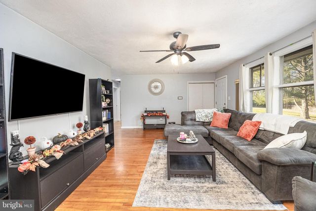 315 JAMES ROAD, Carlisle, PA 17013