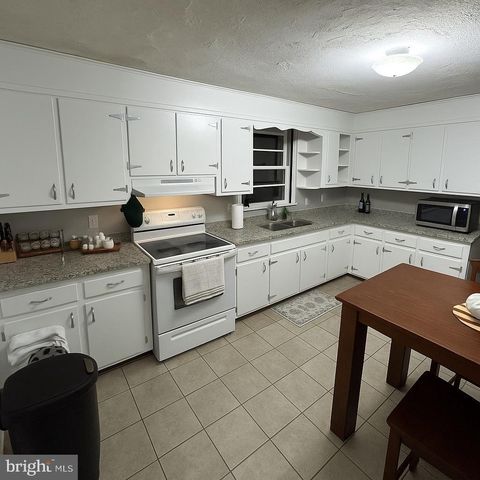 315 JAMES ROAD, Carlisle, PA 17013