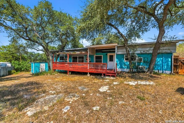 1301 Skylark, Canyon Lake, TX 78133