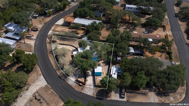 1301 Skylark, Canyon Lake, TX 78133