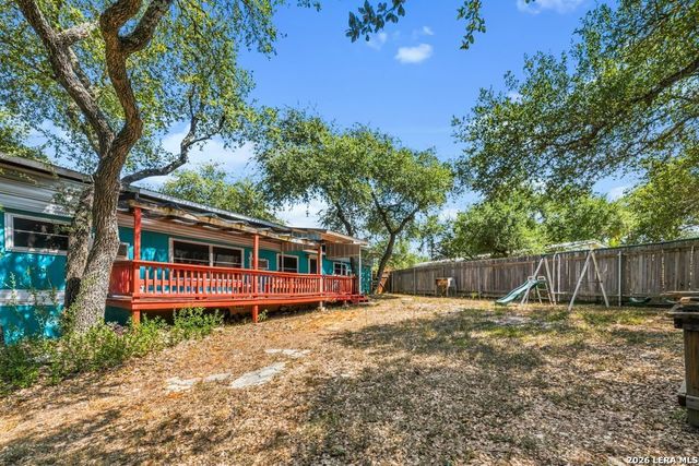 1301 Skylark, Canyon Lake, TX 78133