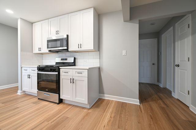 2316 N Hawthorne Avenue, Melrose Park, IL 60164