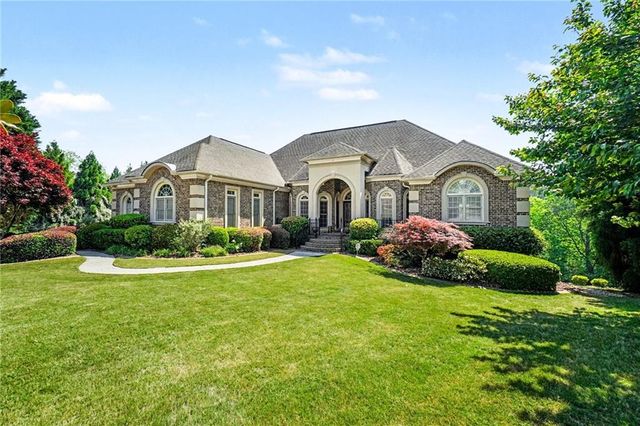 5035 Guilford Forest Drive SW, Atlanta, GA 30331