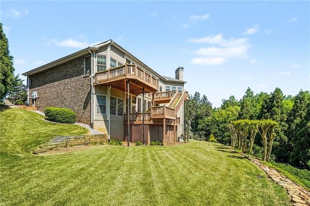 5035 Guilford Forest Drive SW, Atlanta, GA 30331
