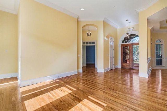 5035 Guilford Forest Drive SW, Atlanta, GA 30331
