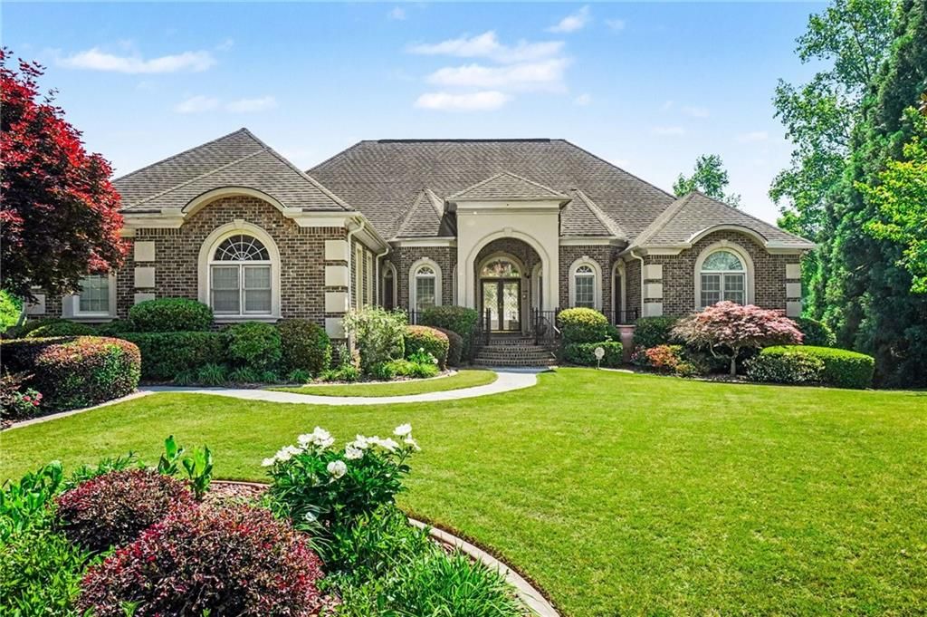 5035 Guilford Forest Drive SW, Atlanta, GA 30331