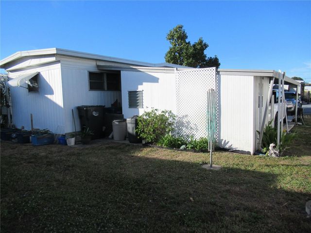 1110 49TH AVENUE TERRACE W, Bradenton, FL 34207