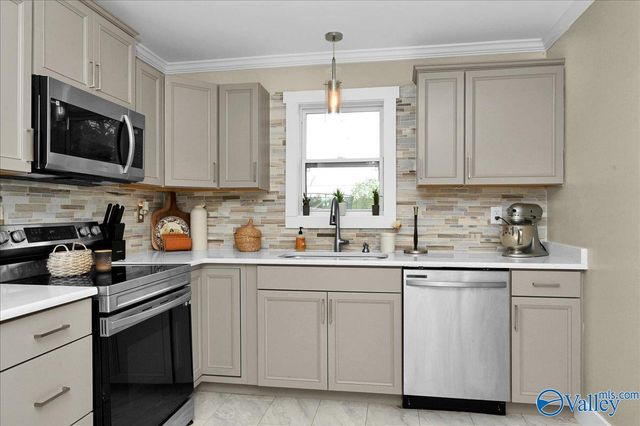 106 County Road 404, Cullman, AL 35087