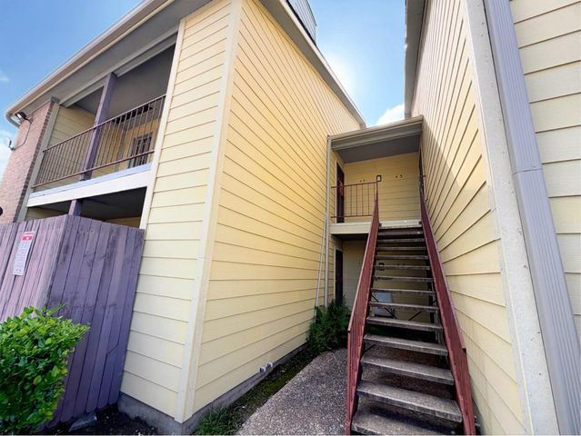 9350 Country Creek Drive 47, Houston, TX 77036