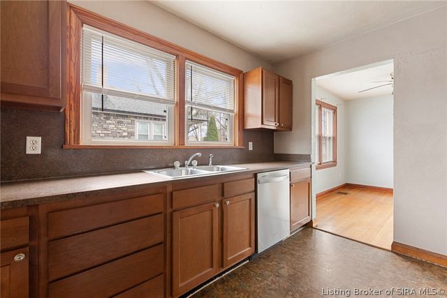 106 E Maple Court, Clarksville, IN 47129