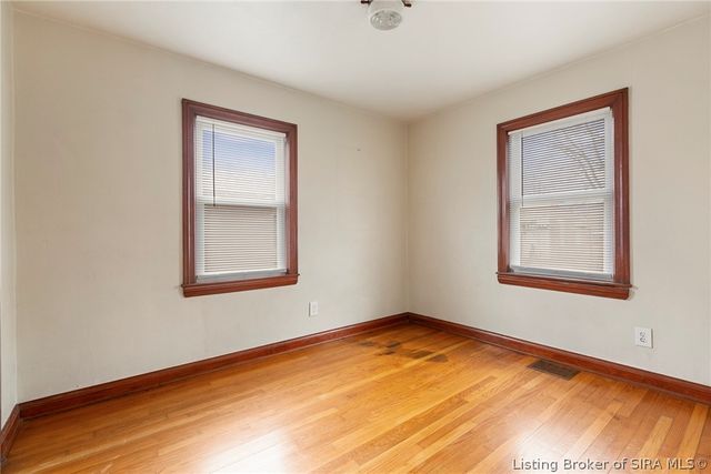 106 E Maple Court, Clarksville, IN 47129