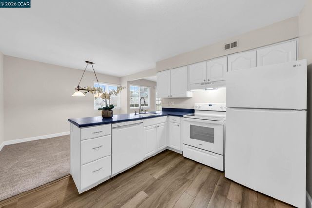 1812 Cole Ave 4, Walnut Creek, CA 94596