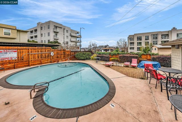 1812 Cole Ave 4, Walnut Creek, CA 94596