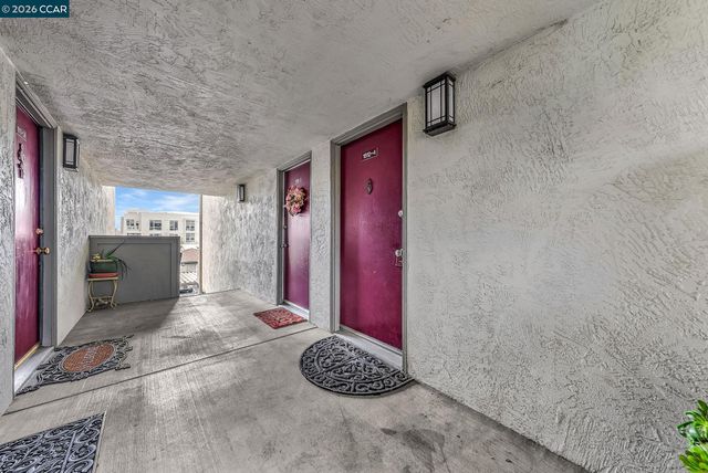 1812 Cole Ave 4, Walnut Creek, CA 94596