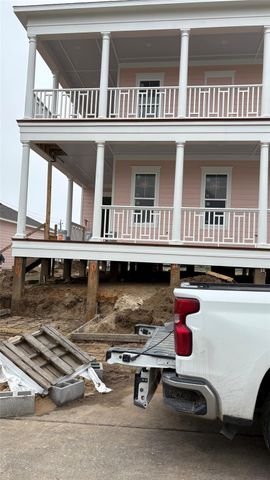 5 Sunset Street, Galveston, TX 77554