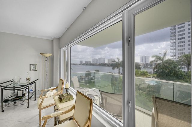 701 E Camino Real 4b, Boca Raton, FL 33432