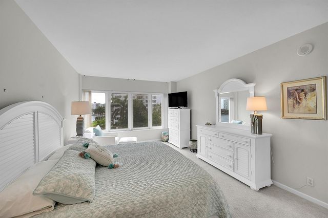 701 E Camino Real 4b, Boca Raton, FL 33432