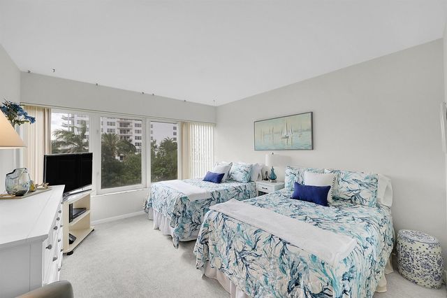 701 E Camino Real 4b, Boca Raton, FL 33432