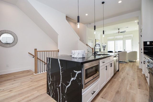 5609 Val Verde Street C, Houston, TX 77057