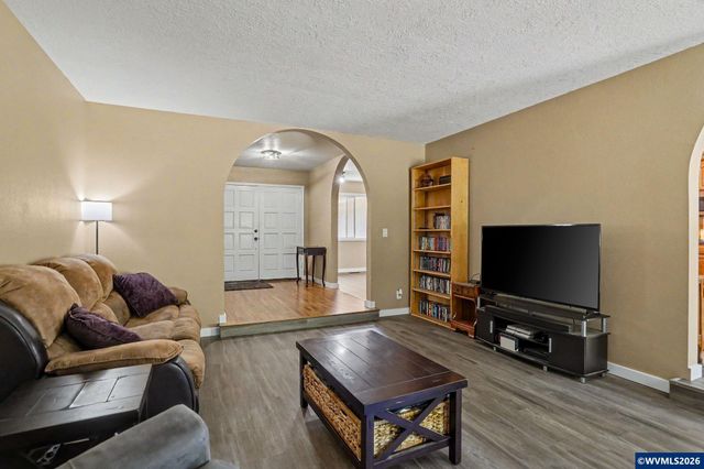 7235 Bates Rd S, Salem, OR 97306
