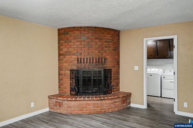 7235 Bates Rd S, Salem, OR 97306