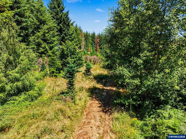 7235 Bates Rd S, Salem, OR 97306