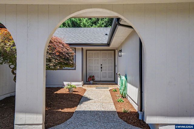 7235 Bates Rd S, Salem, OR 97306