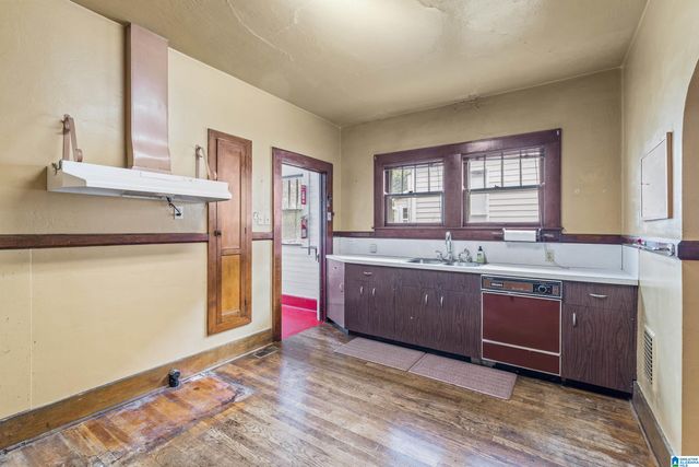 5616 5TH COURT S, Birmingham, AL 35212