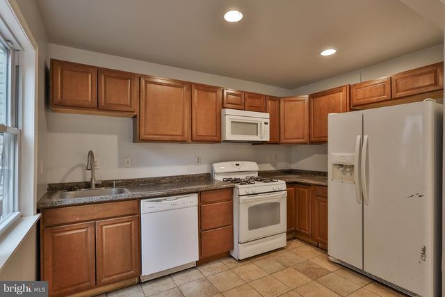 427 PAWNEE ST, Bethlehem, PA 18015