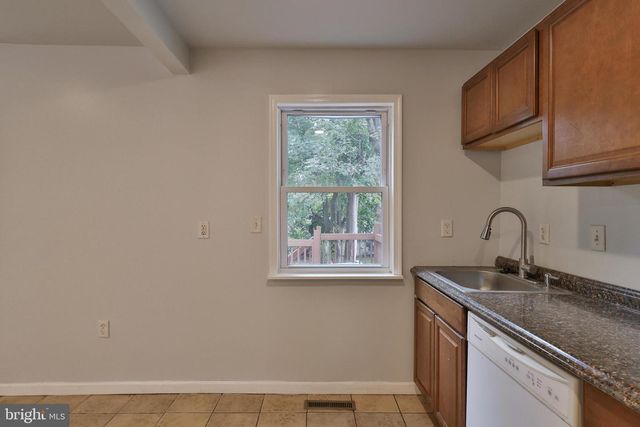 427 PAWNEE ST, Bethlehem, PA 18015