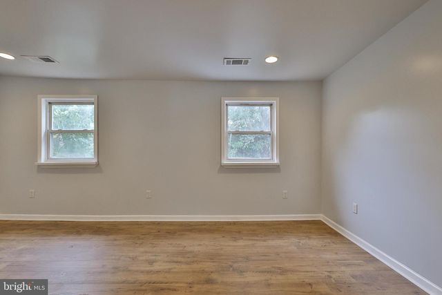 427 PAWNEE ST, Bethlehem, PA 18015